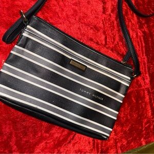 Tommy Hilfiger Black White Striped Crossbody Purse Bag Y2K Preppy Casual‎
